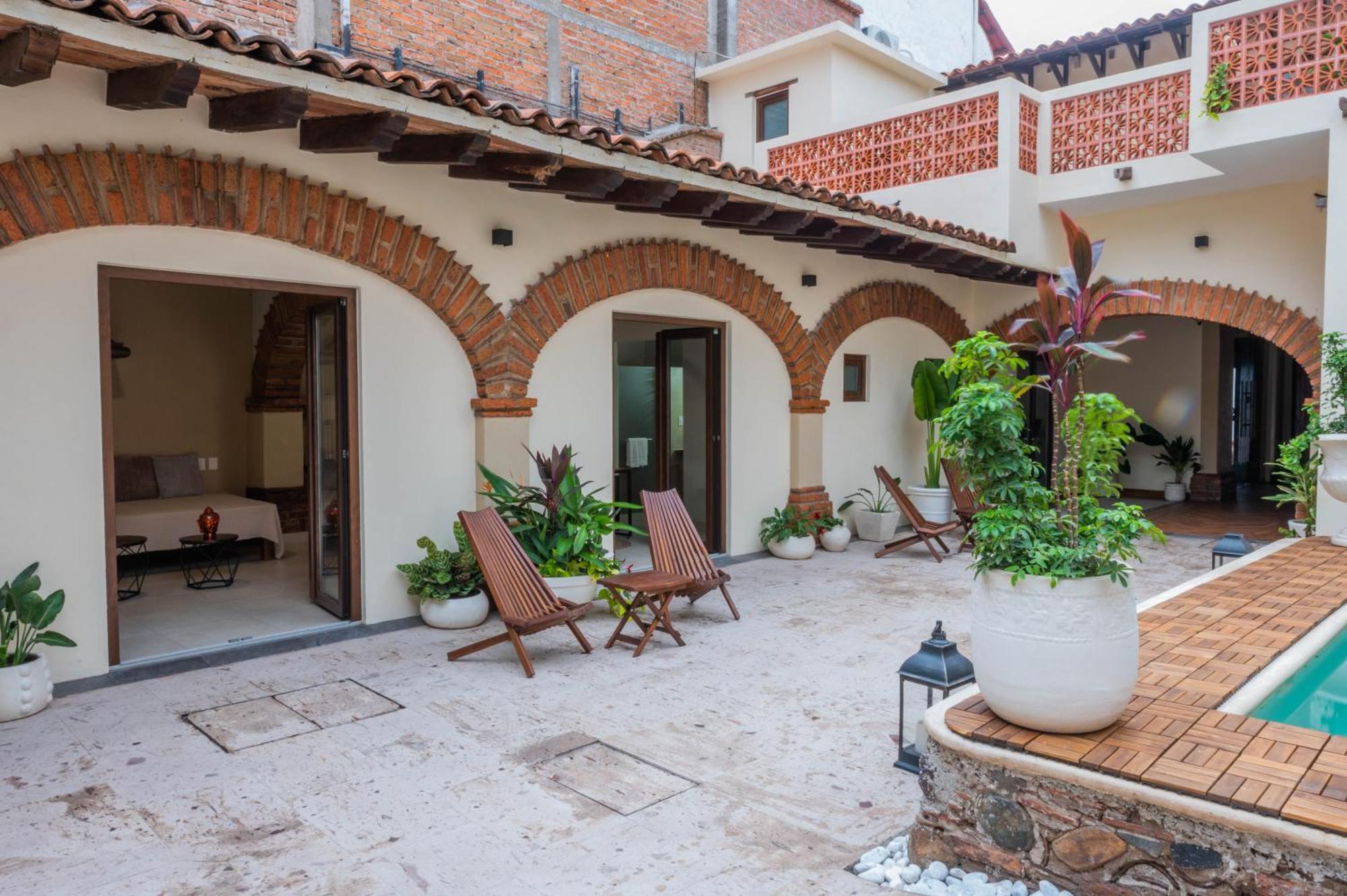 Casa Victoria Malecon - Adults Only Guest house Puerto Vallarta
